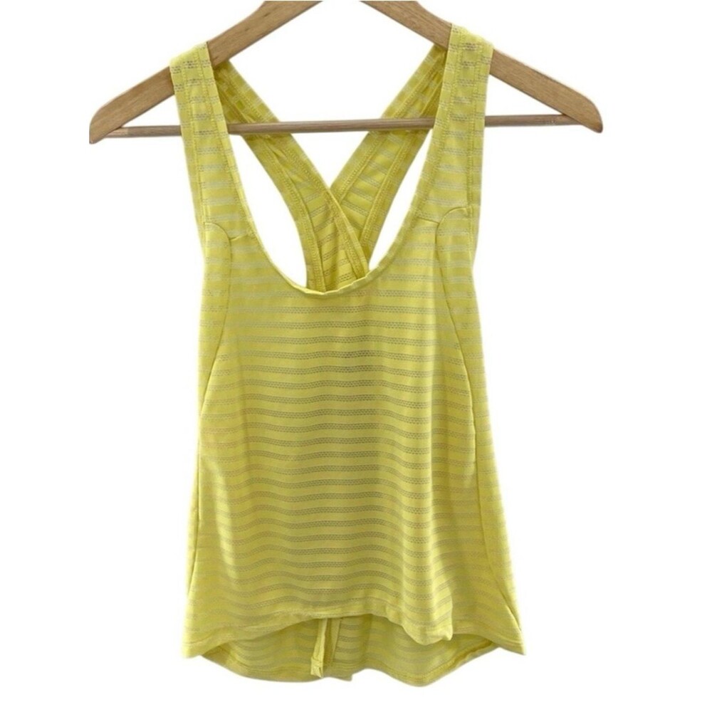 ZYIA Yellow Striped Athletic Tank Top Criss Cross Back Lightweight Workout Sz M